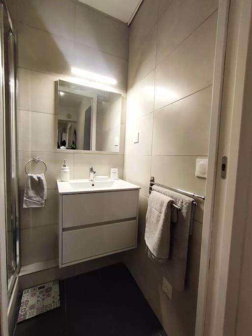 Appartement Proche Paris/Metro Asnières Buitenkant foto